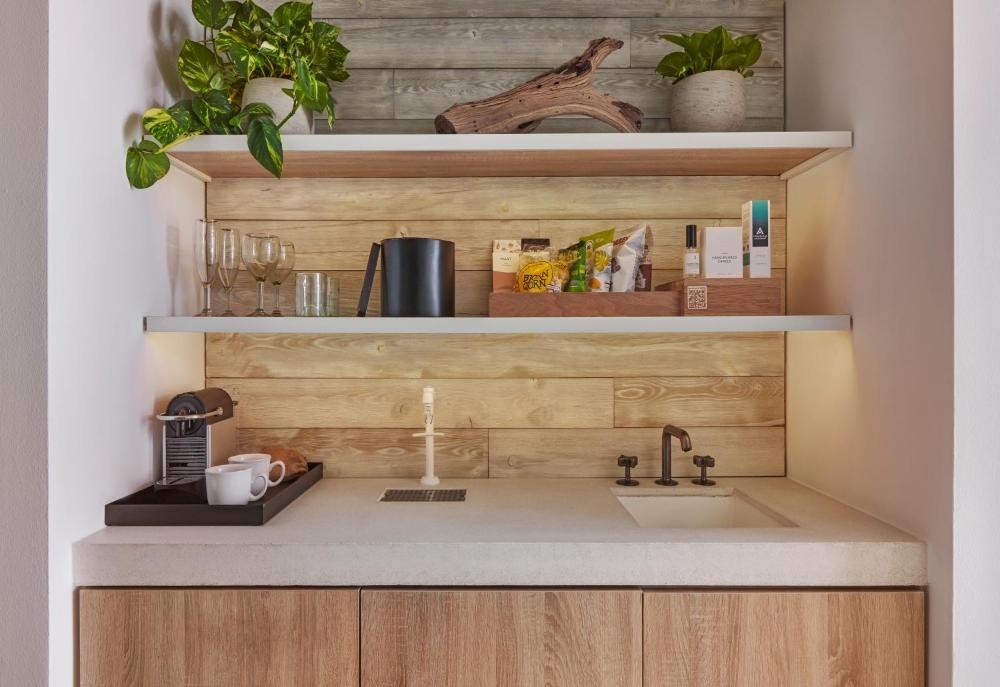 Two-Bedroom Suite with Balcony - Oceanfront