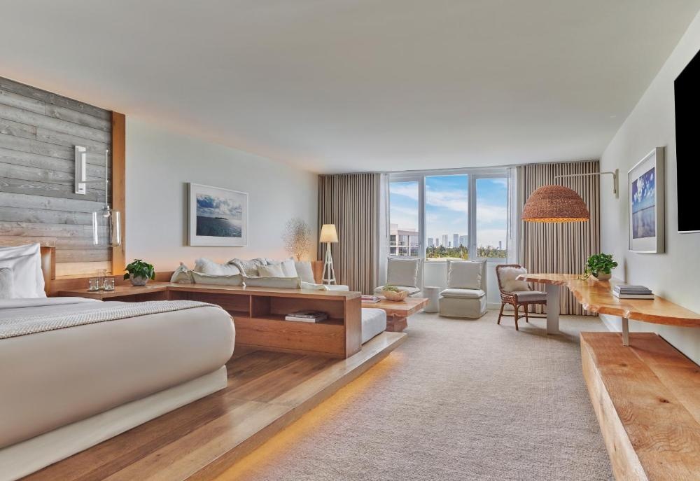 King Room with City View